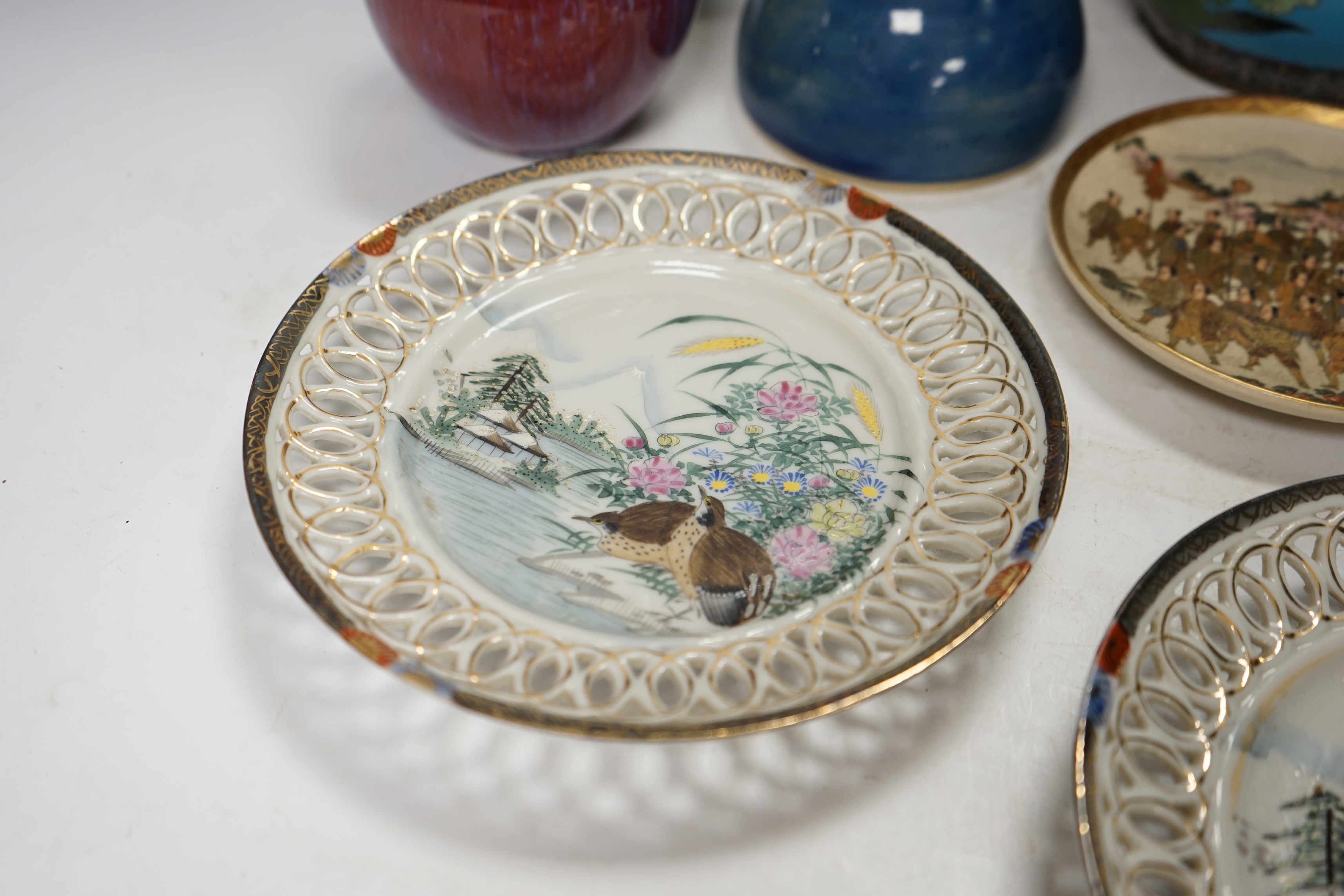 Assorted Japanese items, Satsuma, cloisonné, etc., tallest item 31cm high. Condition - most chipped, dented or cracked